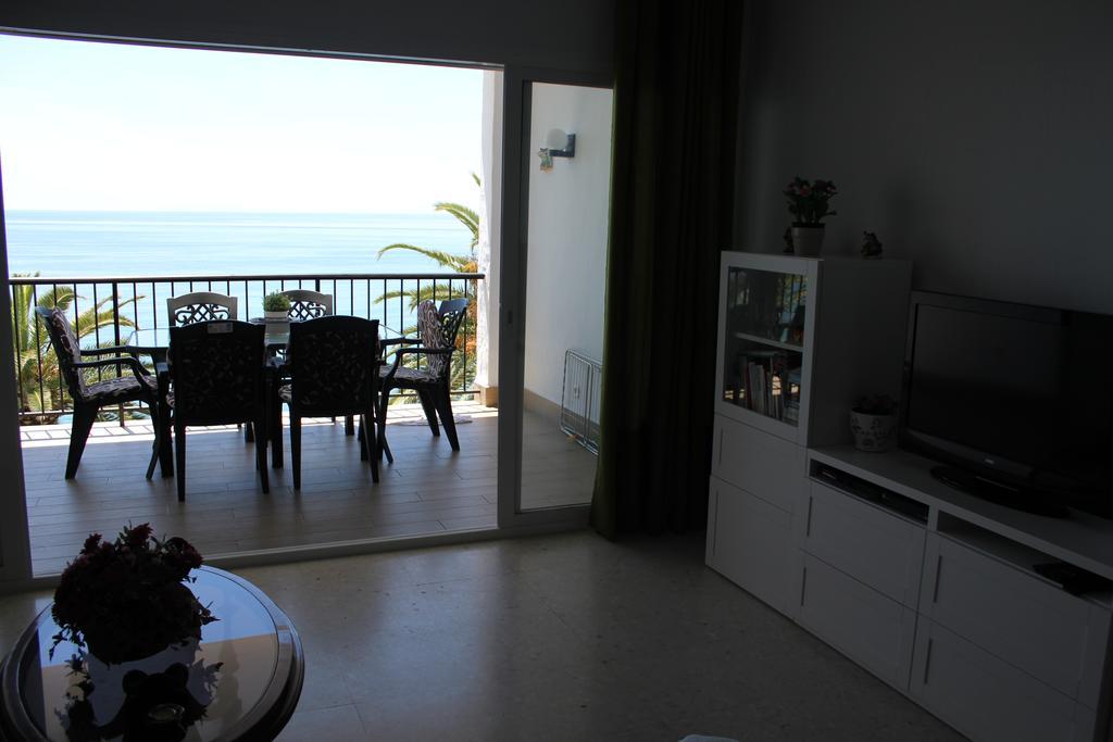 Apartamento Tuhillo 8 Nerja Luaran gambar